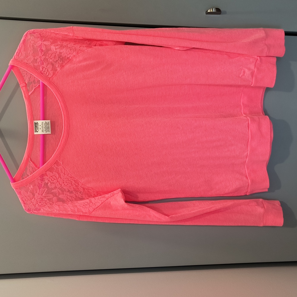 PINK Victoria's Secret Long Sleeve Top Size Medium